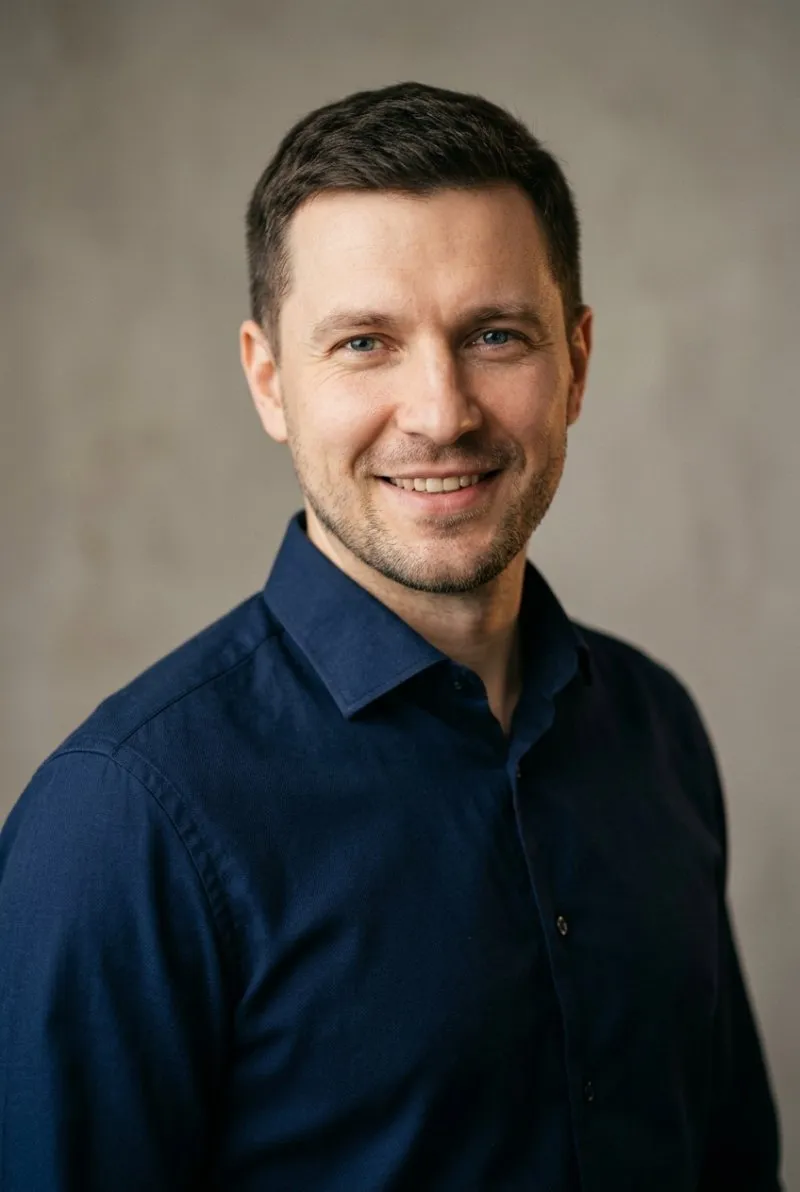 Дмитрий Орлов — преподаватель ЕГЭ и IELTS